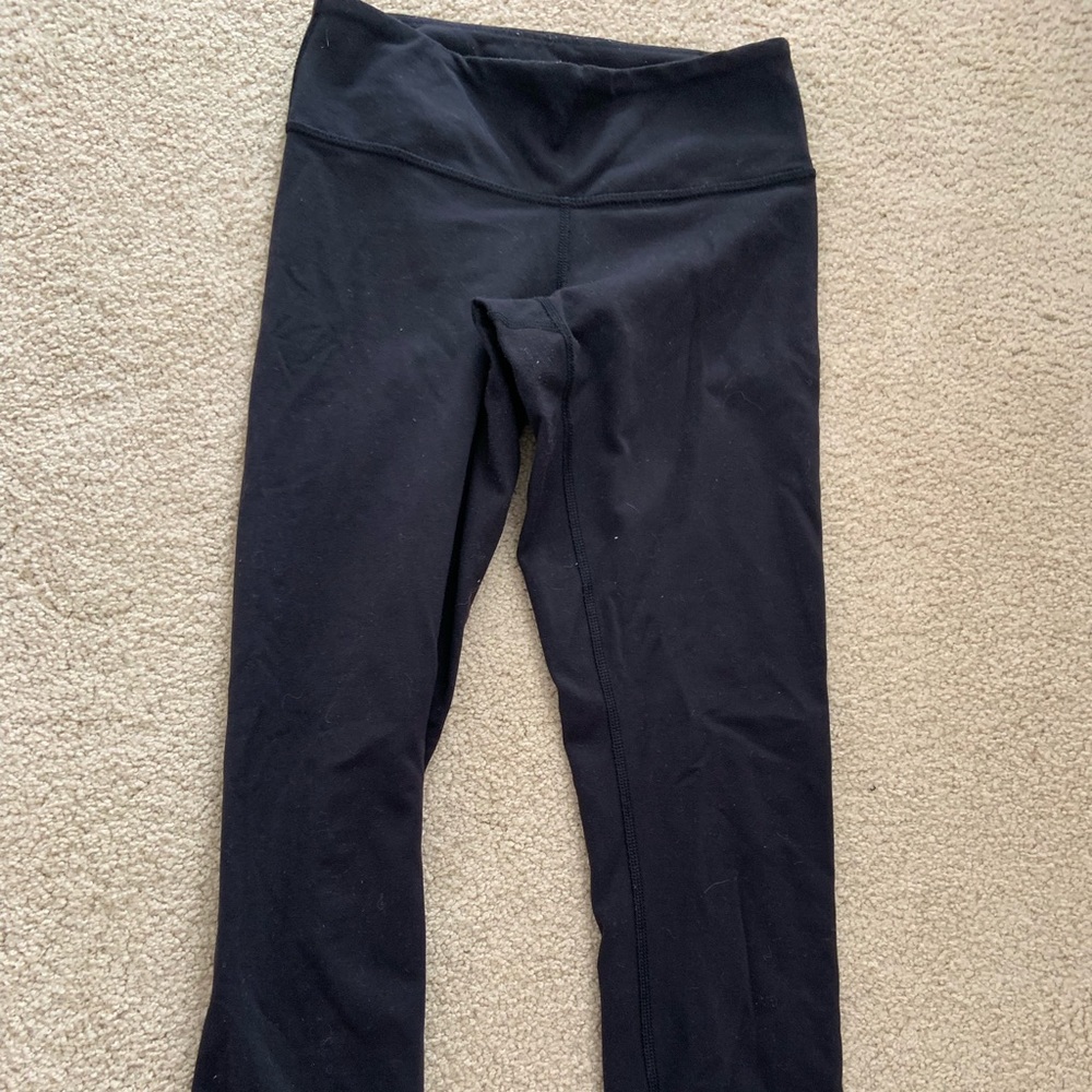 Black Lululemon Crops